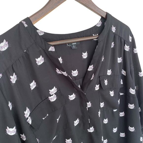 Torrid Harper Black Blouse with Cat Face Print Blouse - Size 2 or 2x - Picture 3 of 6